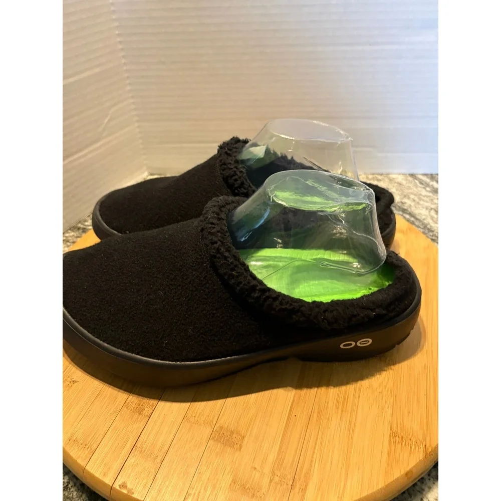Oofos OOCozee Black Sherpa Lined Recovery Mules Mens 9.5 Clogs 11012024-13